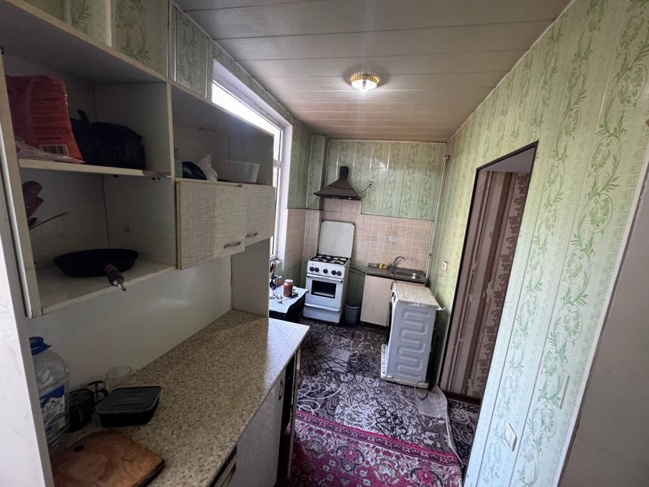 Чиланзар 4.  Метро Мирзо улугбек.  Аренда ! 3 Х комнатная