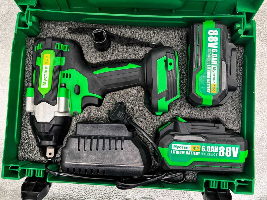 Surubelnita cu impact Mustang Pro 88V 439 lei