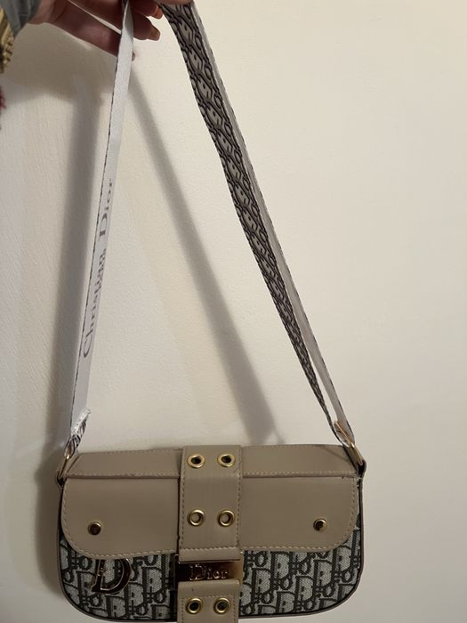 Дамски чанти Dior