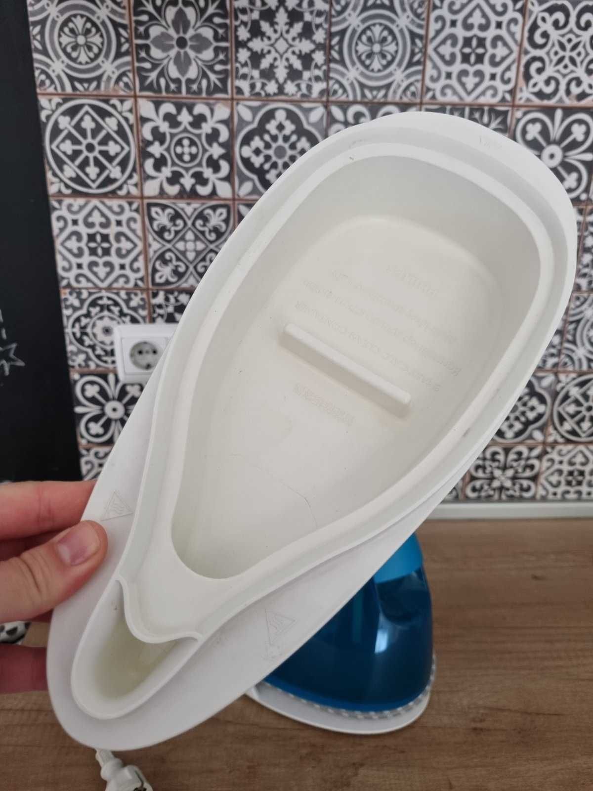 Продавам парогенератор Philips Perfect Care GC7920