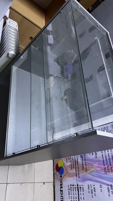 Витрина для сотовых акссесуары, стеклянный