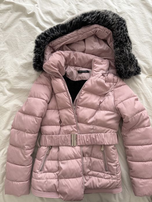 Зимно вталено розово яке с качулка и коланче