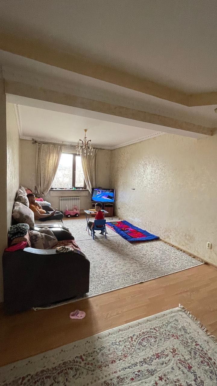 Продам дом. Строили для семьи