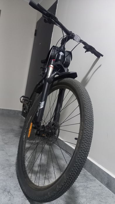 Велосипед спортивный марки GTR