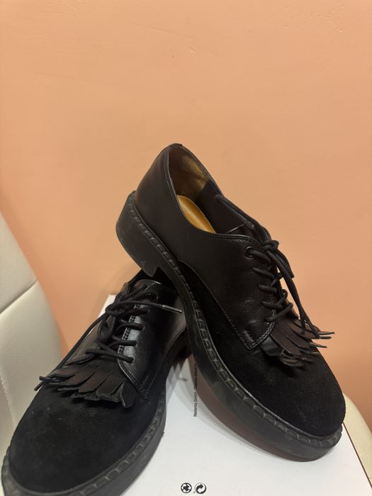 Обувки тип оксфорд