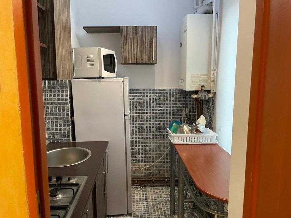 De inchiriat ap.1 camera, mobilat, utilat-Tudor-giratoriu Corina et.1