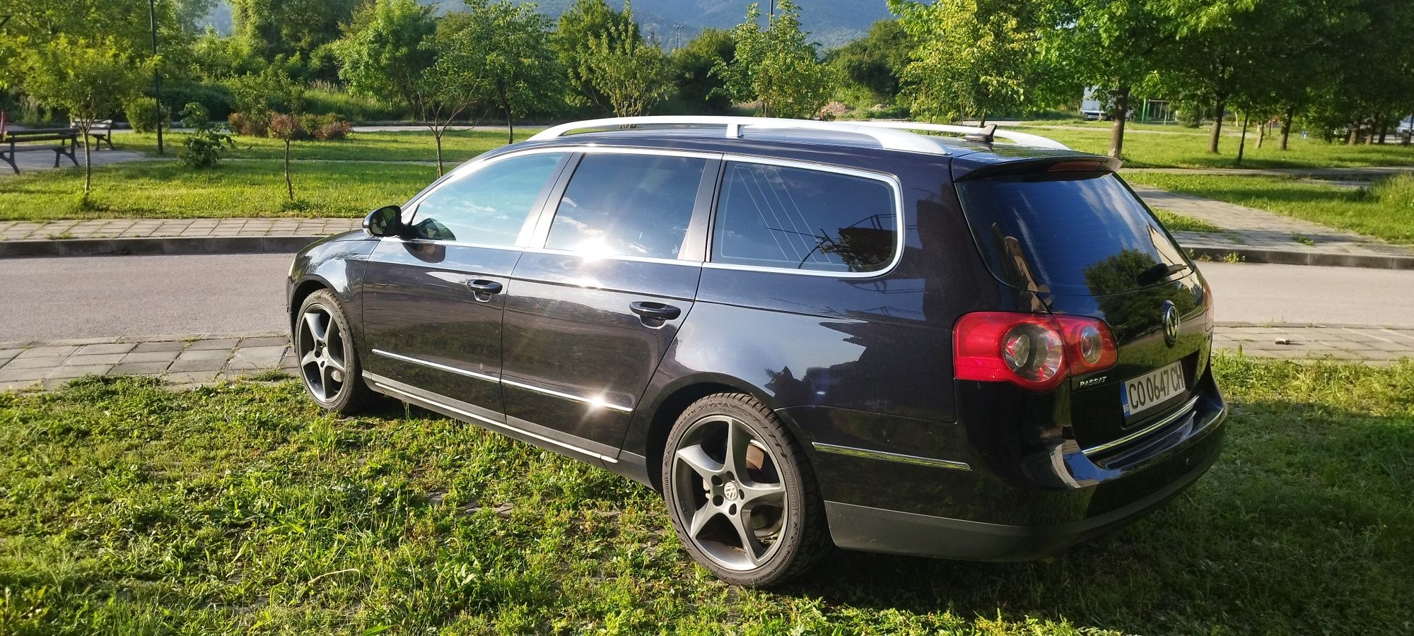 Продавам Пасат B6, 2.0TDI, 140к.с.