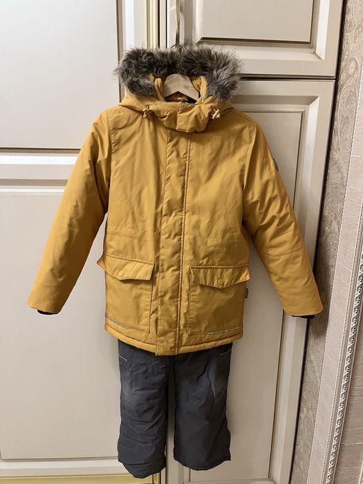 Детская зимняя куртка-комбинезон