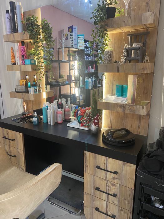 Работен плот с огледало