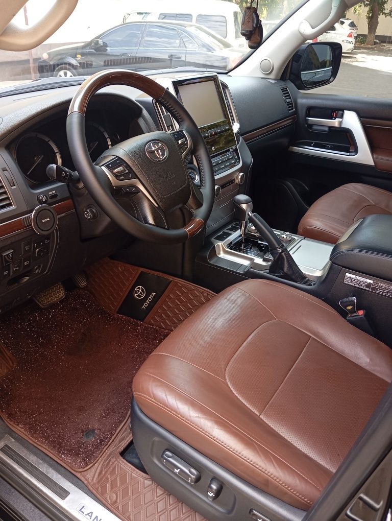 Срочно продам Ланд Круз 200ер 200
