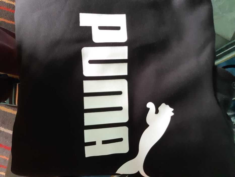 vand hanorac original Puma nou cu eticheta, marimea S