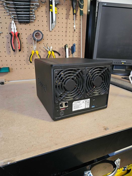 Synology DS918+ NAS сървър - 3x 10TB WD Gold