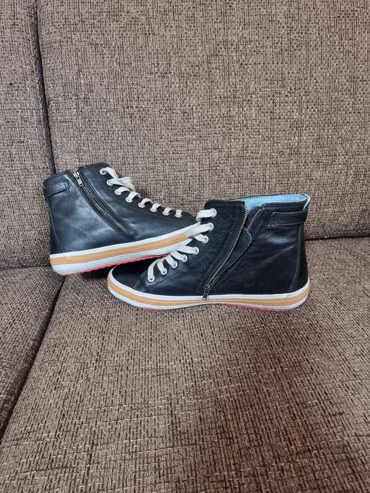 Ghete wolky.din piele nr 42