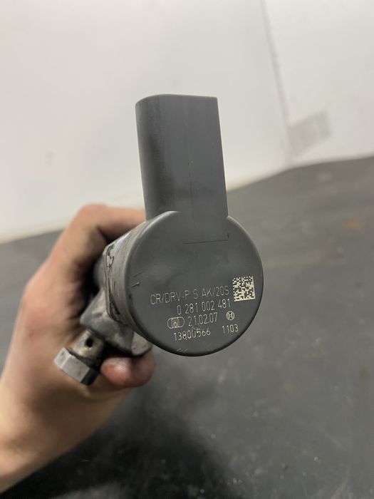 Senzor rampa presiune injectoareBMW X3 E83 E90 320 2.0 Seria7 E65 X5