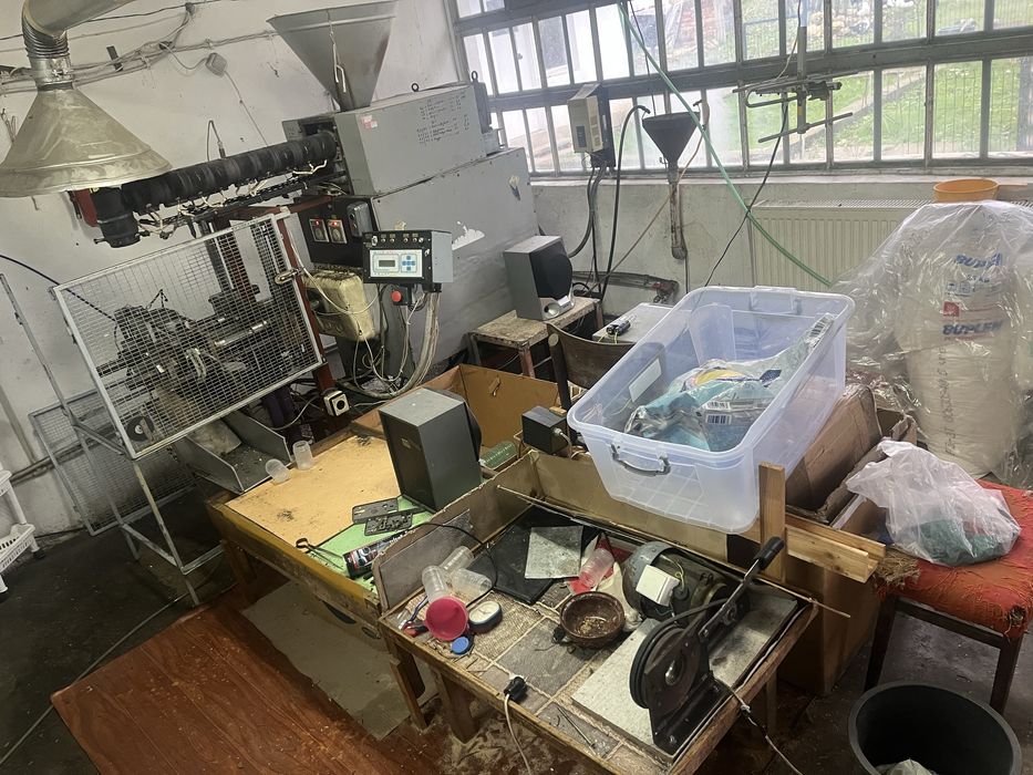 Машина за PVC  бутилки