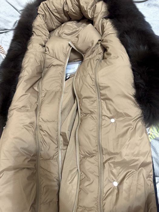 Продаю новую зимнюю длинную куртку!