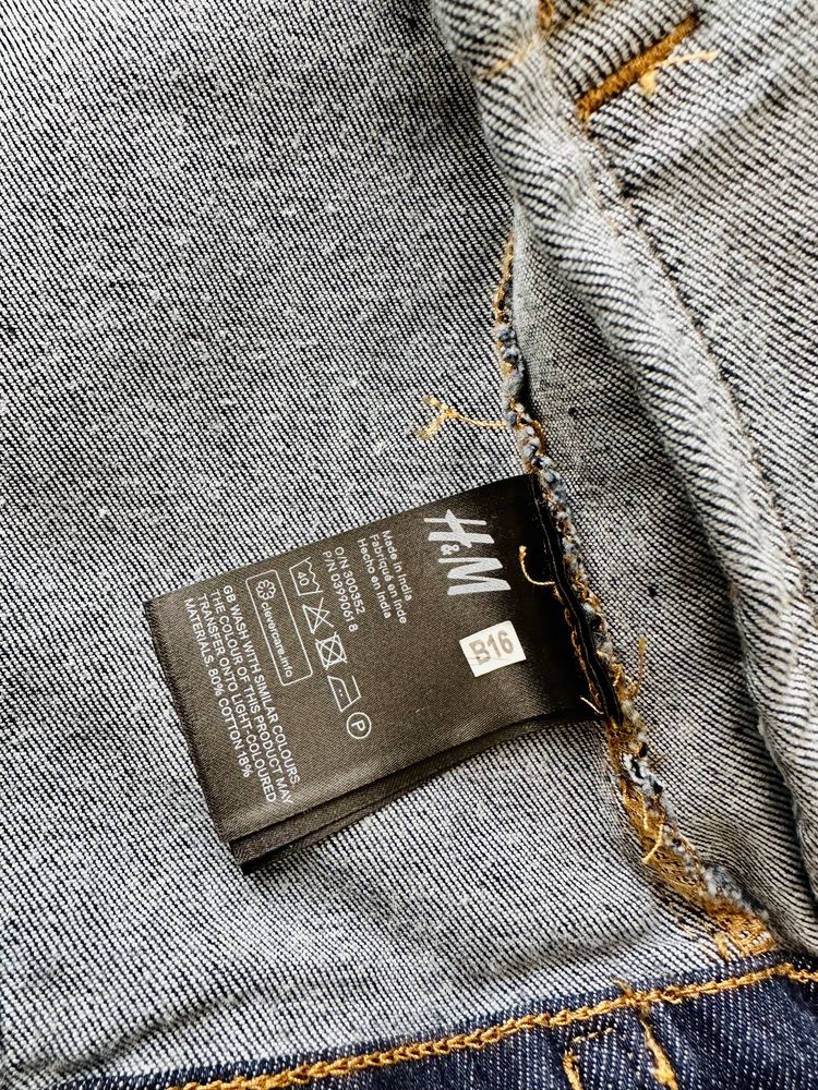 Jacheta din denim H&M - marime 32 - noua cu eticheta