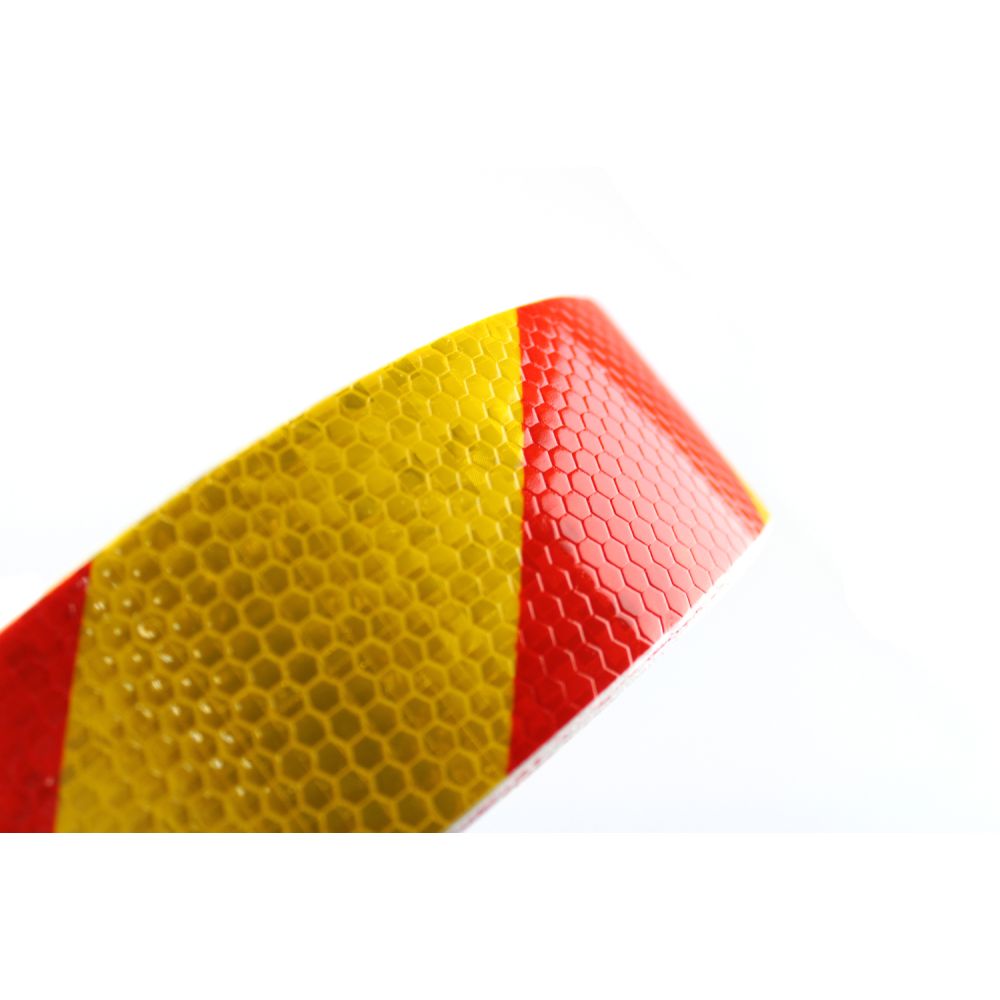 Светлоотразително тиксо 5cm x 50m жълто - червено