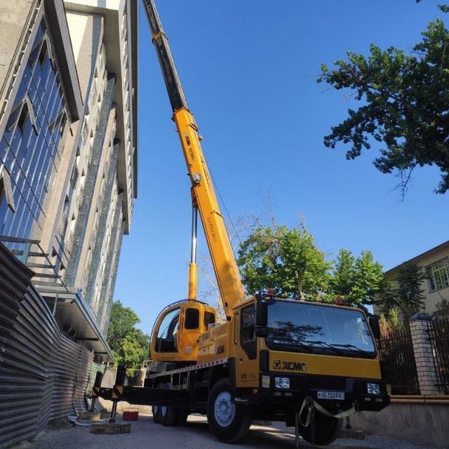 Avtokran sotiladi  XCMG qy30k5-I