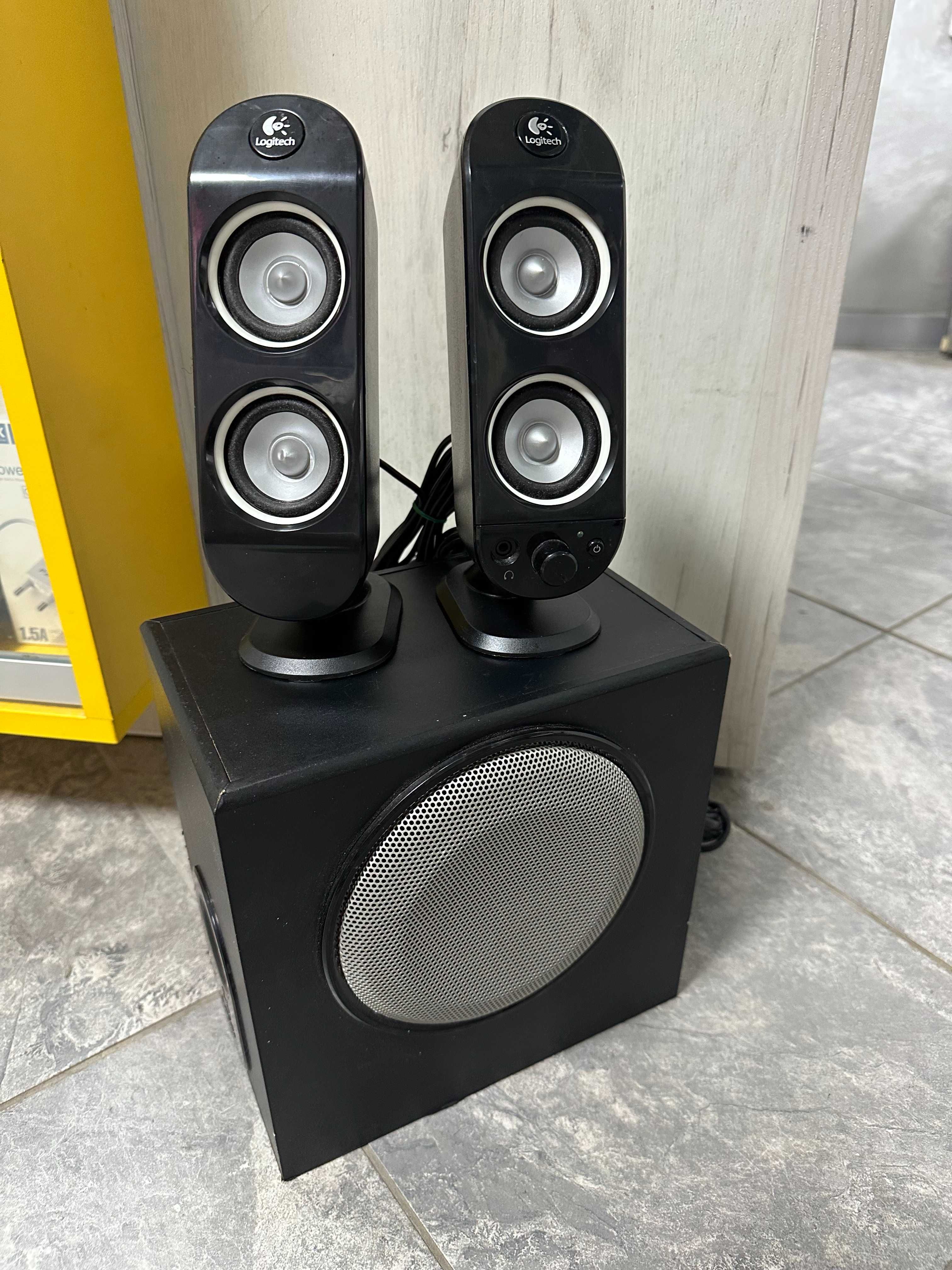 Тонколони , буфер Logitech X-230 2.1 за компютър