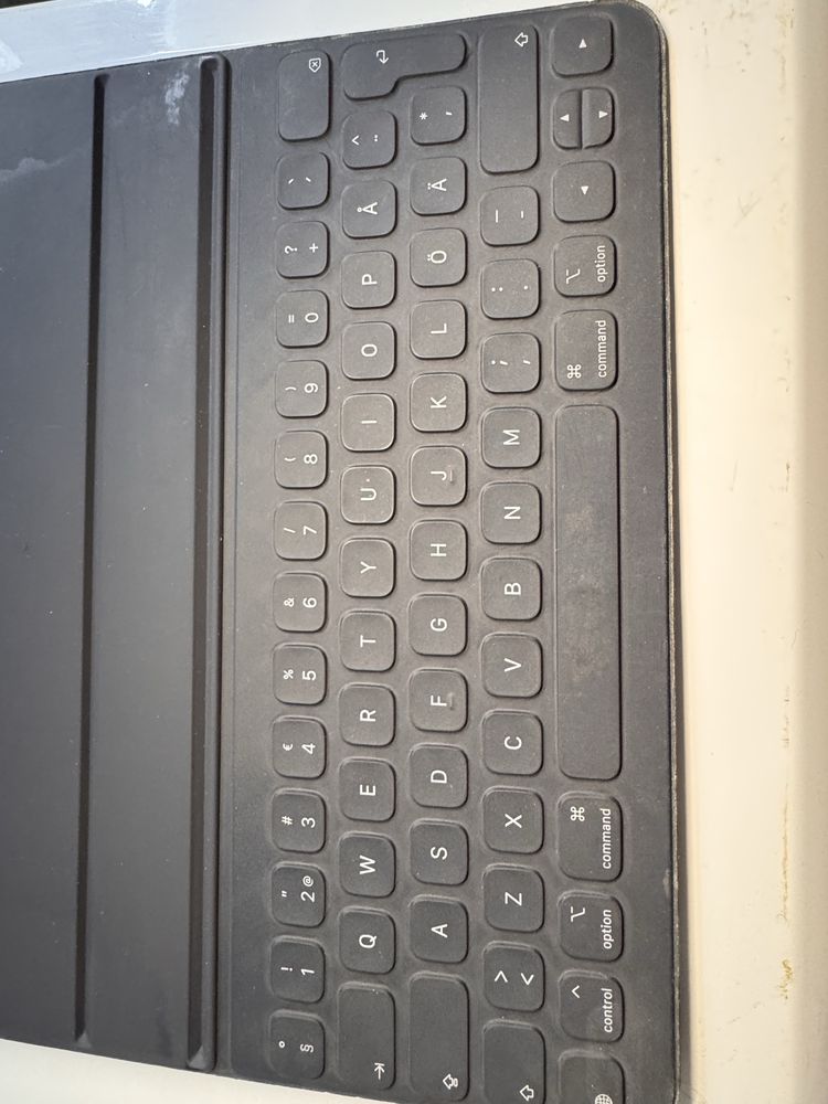 Оригинална Apple Ipad Pro Smart Keyboard Folio