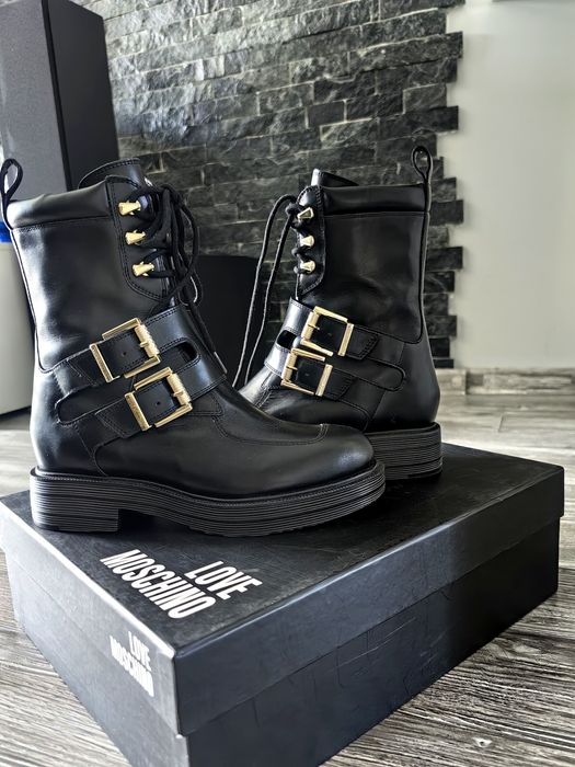 Боти LOVE MOSCHINO, 39 номер