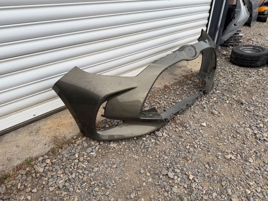 Предна броня за Toyota Yaris 2020-