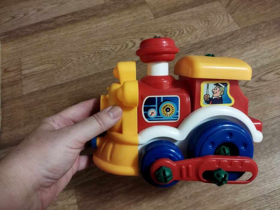 Паровозик детский
