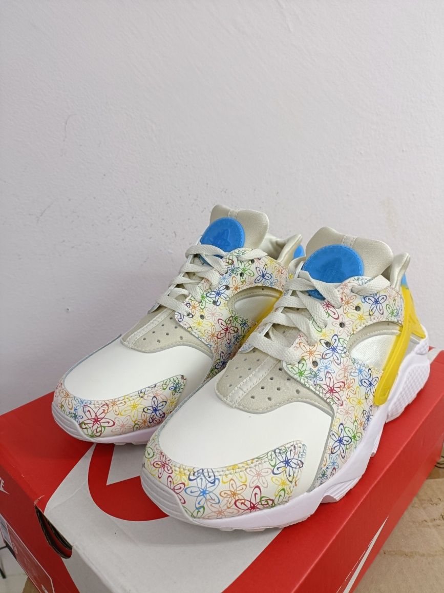 Nike Air Huarache номер 38.5,39,40,40.5 код 44A