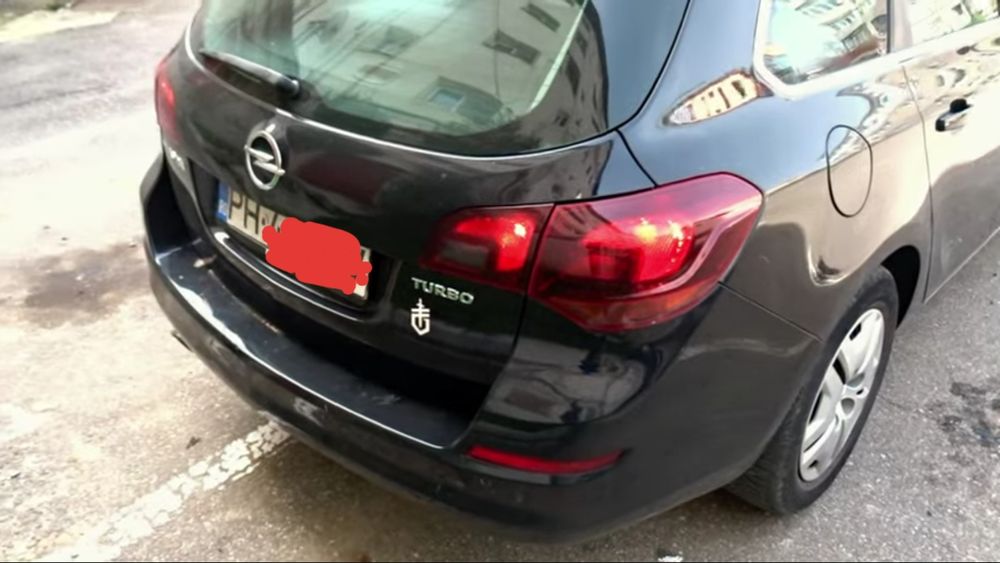 Opel Astra J breack, an 2011, 1.4 CC turbo (SCHIMB)
