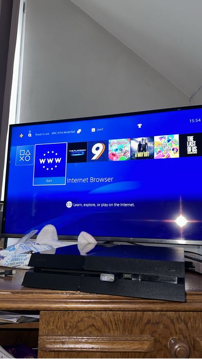 VAND PS 4 MODAT + 3 CONSOLE . Perfecta functiune