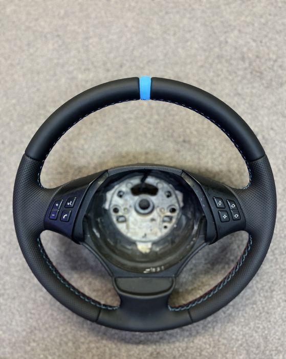 Volan piele Bmw Seria 1,Seria 3 e90/91/92/93/81/87 X1 2005-2010