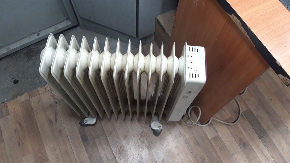 Маслений печка ишлаб турган