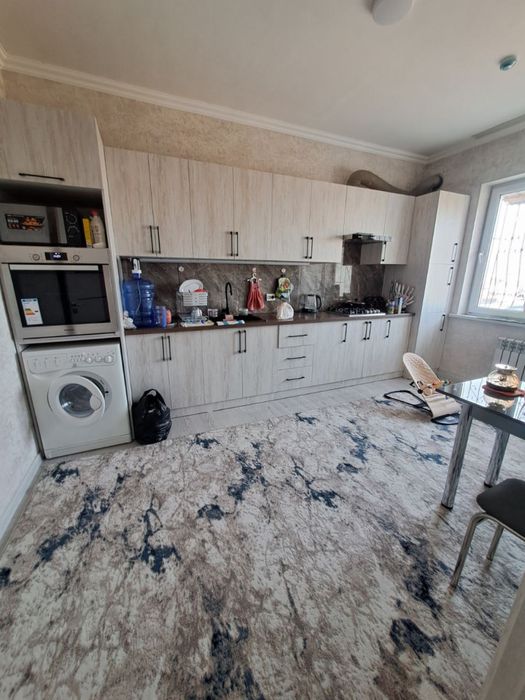 Яшнабод Олмос махалла 4 хона 110 квадрат