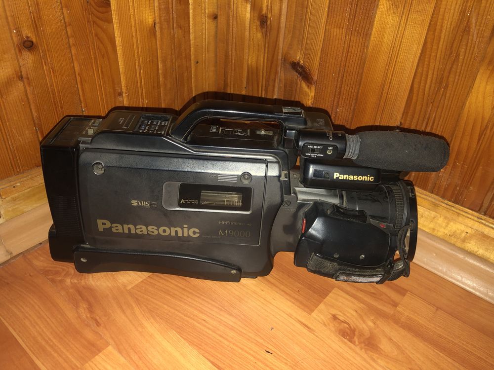 Камера Panasonic M9000