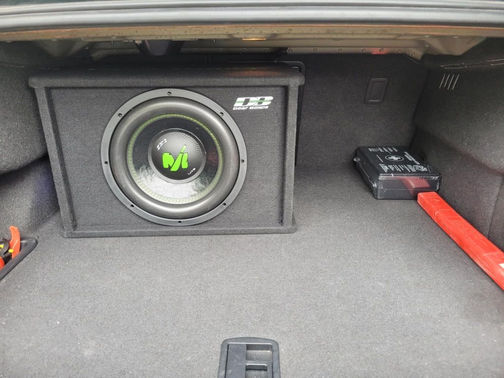 Vand subwoofer activ Deaf Bonce