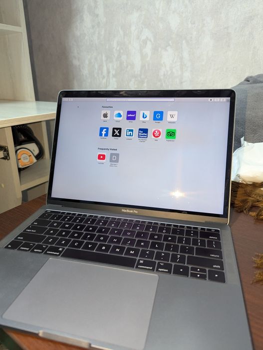 MacBook Pro 13 дюмов 2017