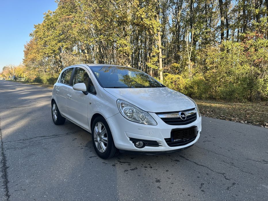 Opel corsa D / 1.4 / 2008 euro 4 automata
