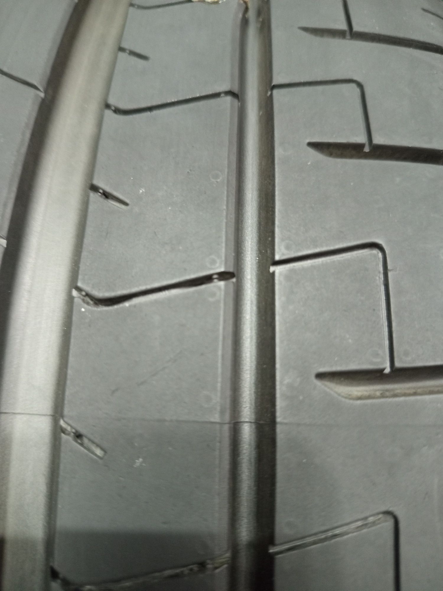 Нови Pirelli 255/35/21-2бр