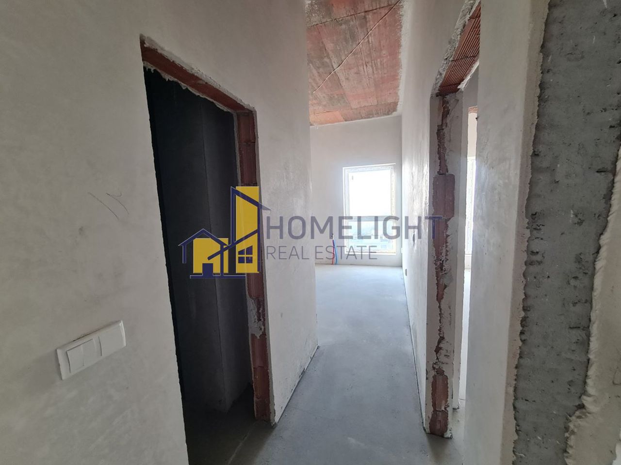 Продава се Четиристаен апартамент в София, Люлин 2 - 186 кв.м за 1802 €/кв.м - Снимка #5