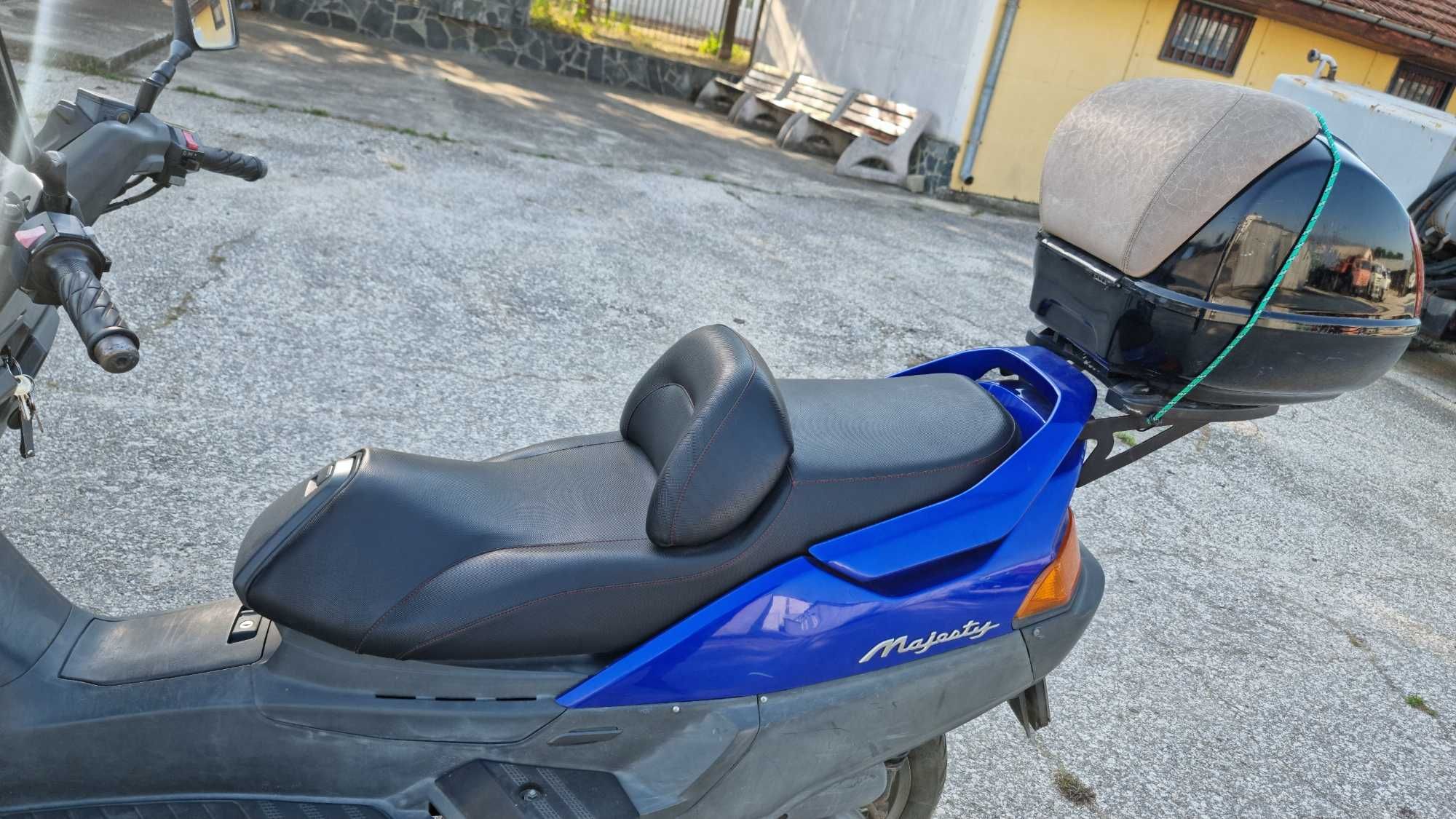 Продавам мотоциклет Yamaha majesty 250
