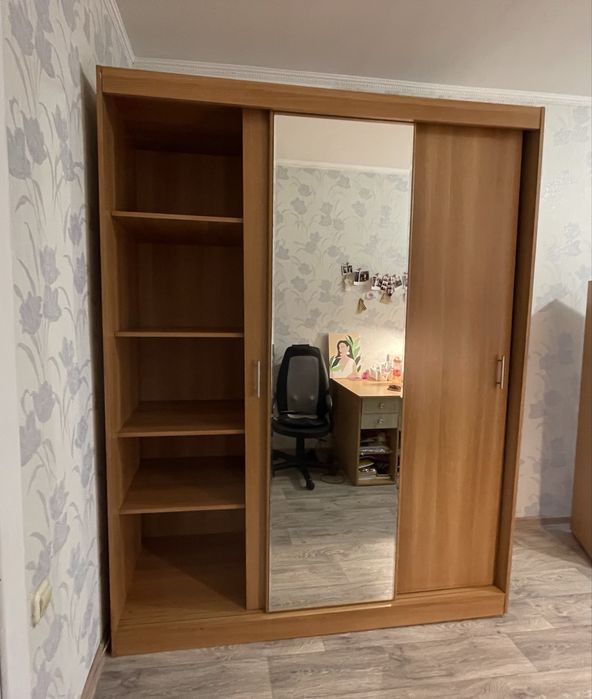 Продам шкаф в хорошем состоянии