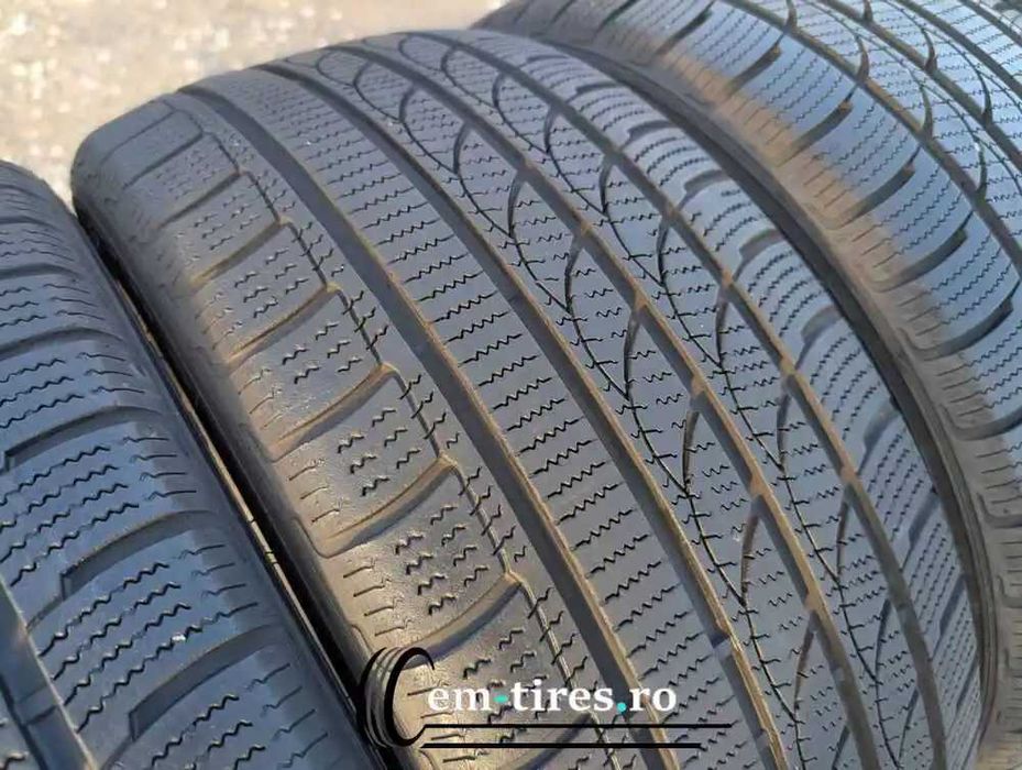 SET 4 Anvelope Iarna 235/40 R18 TRACMAX ICE Plus S210 95V - XL