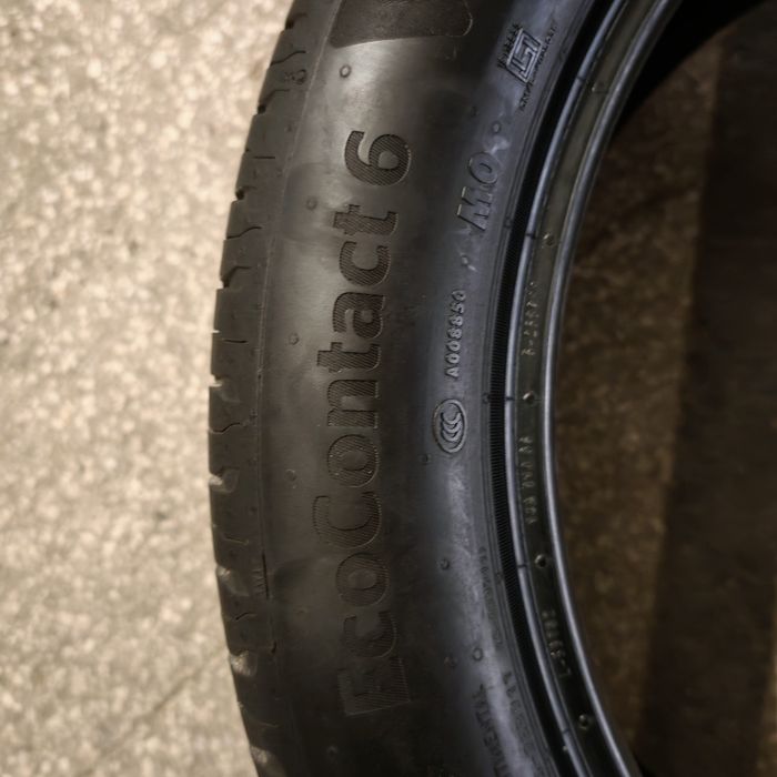 Летни гуми 120 лв.Continental 235/50/19-4 бр.