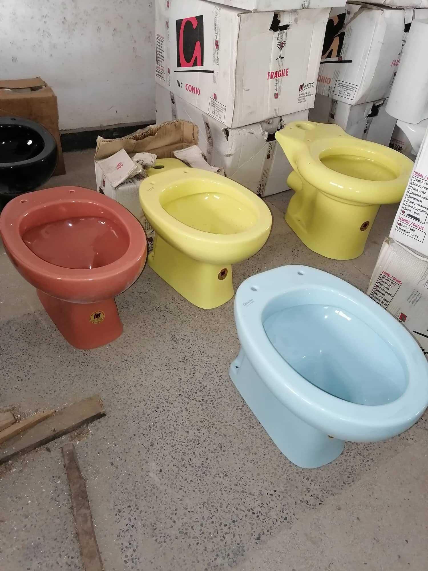 Италиански тоалетни чинии гравена