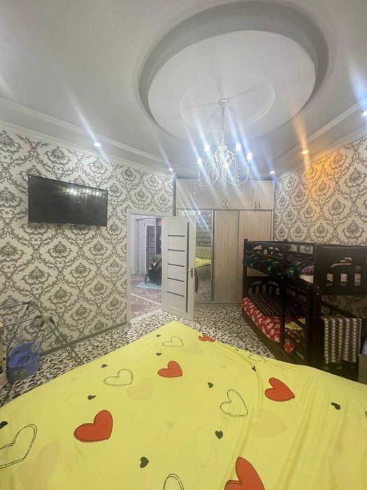 Продается 2х комнатная кв., на Яшнабадском районе 2/7/8 60м2