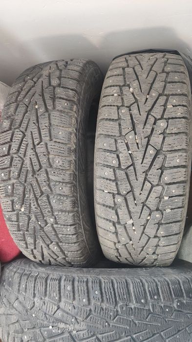 Продам Шины зимние шипы