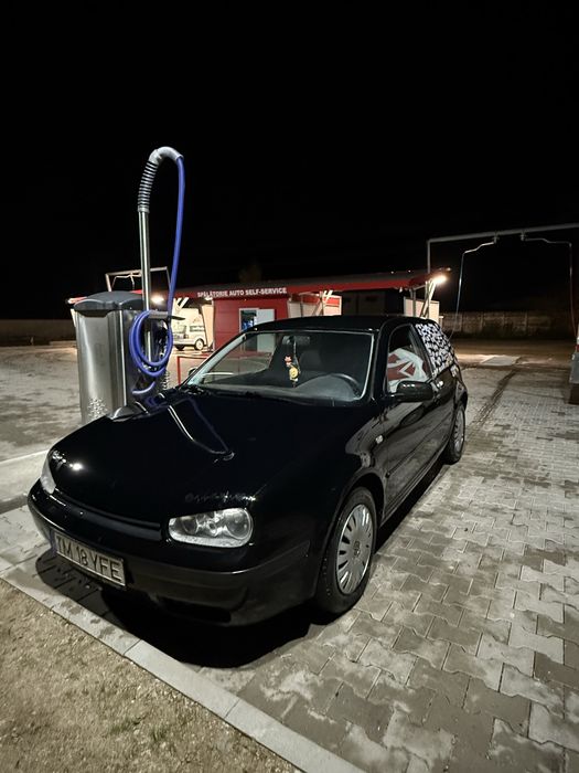 Vand golf 4 benzina