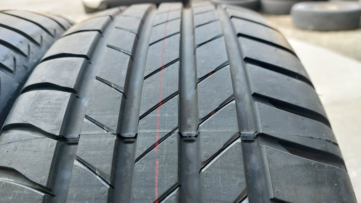 Нови летни гуми 215/55/17 Bridgestone Turanza T005 2 броя