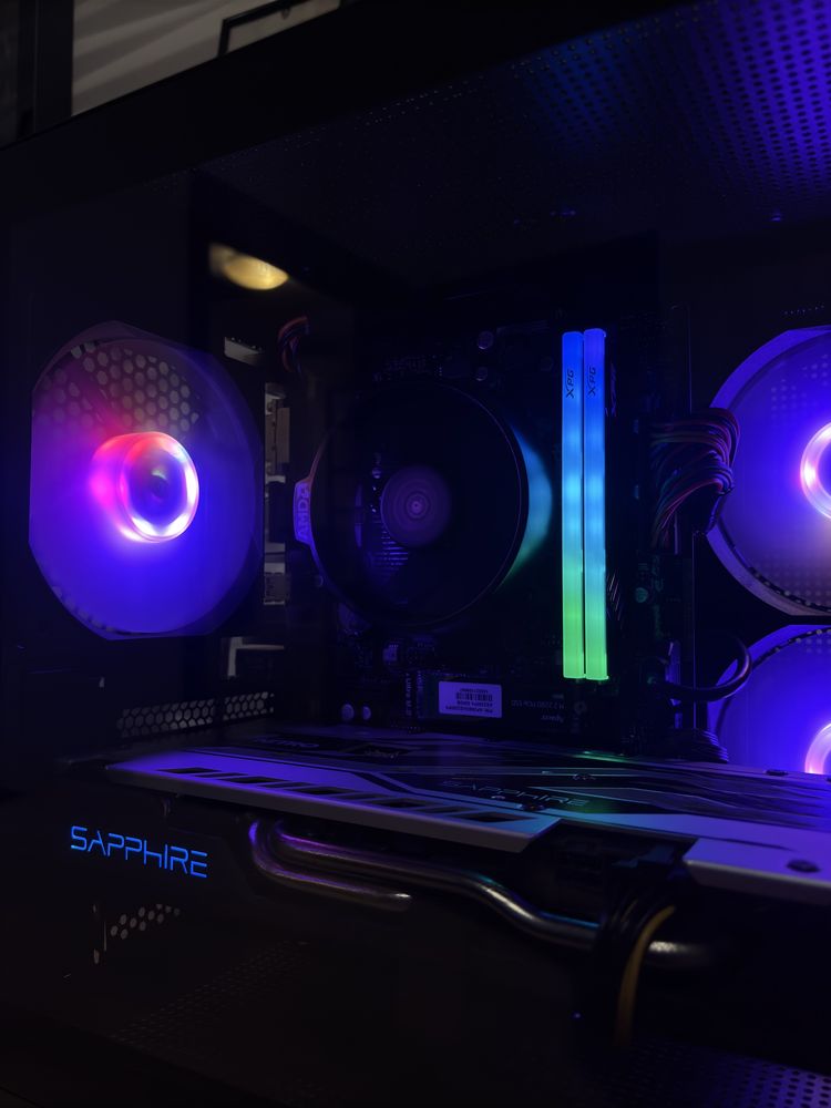Геймърски компютър RYZEN 5 2600, RX580 8gb, 16 ram, 256 ssd, 600W